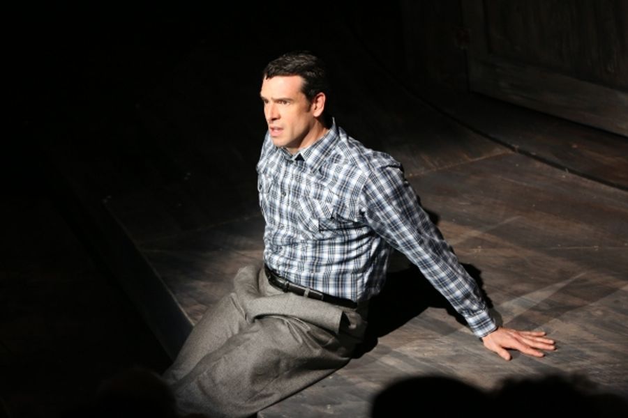 Photo Flash: National Yiddish Theatre - Folksbiene's LIES MY FATHER TOLD ME, Now Playing Through 12/15 Image