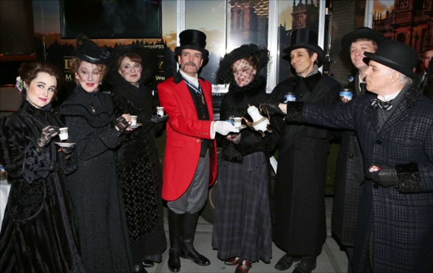 Photo Coverage: A GENTLEMAN'S GUIDE TO LOVE AND MURDER Cast Has Afternoon Tea at Downton Abbey Food Truck!  Image