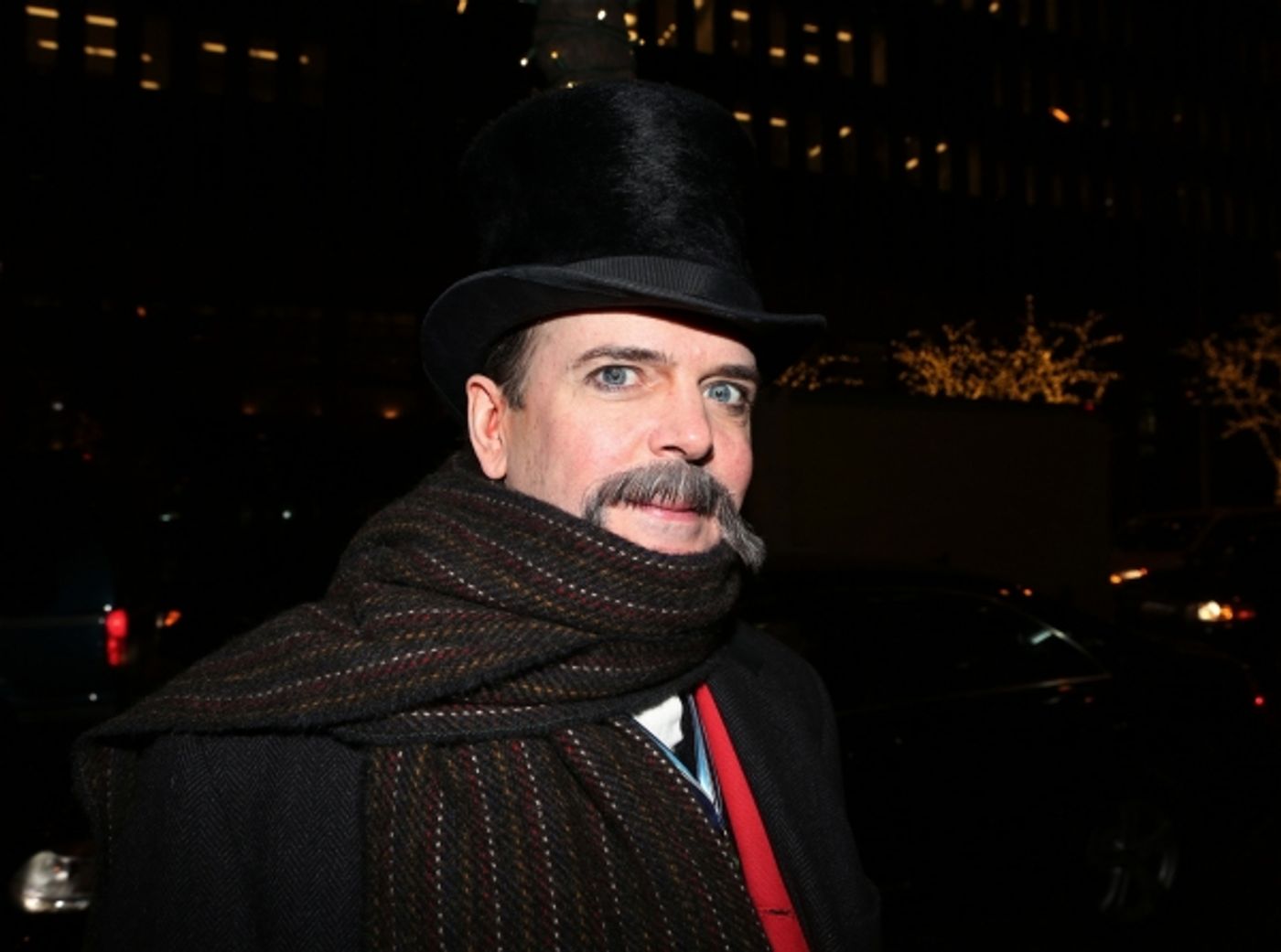 Photo Coverage: A GENTLEMAN'S GUIDE TO LOVE AND MURDER Cast Has Afternoon Tea at Downton Abbey Food Truck!  Image