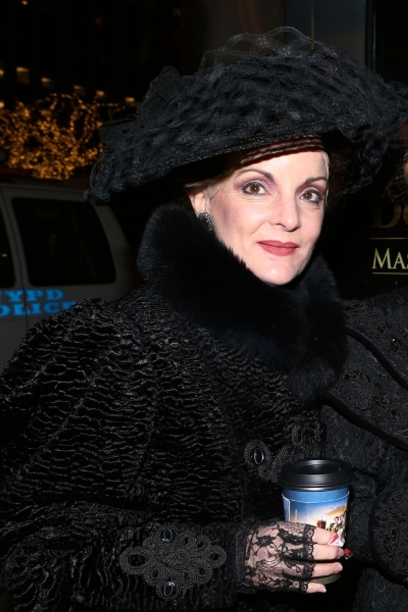 Photo Coverage: A GENTLEMAN'S GUIDE TO LOVE AND MURDER Cast Has Afternoon Tea at Downton Abbey Food Truck!  Image
