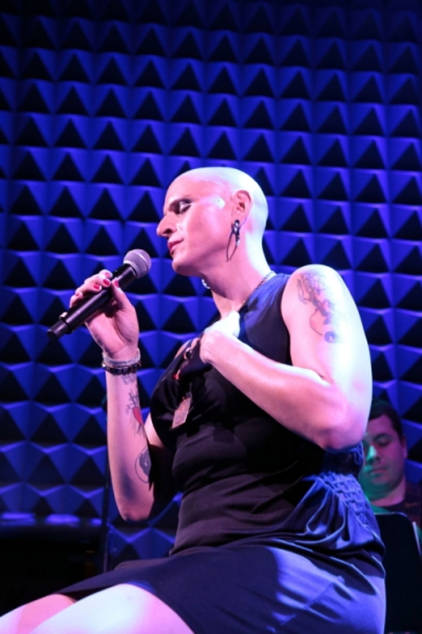 Photo Flash: Shakina Nayfack Brings ONE WOMAN SHOW to Joe's Pub  Image