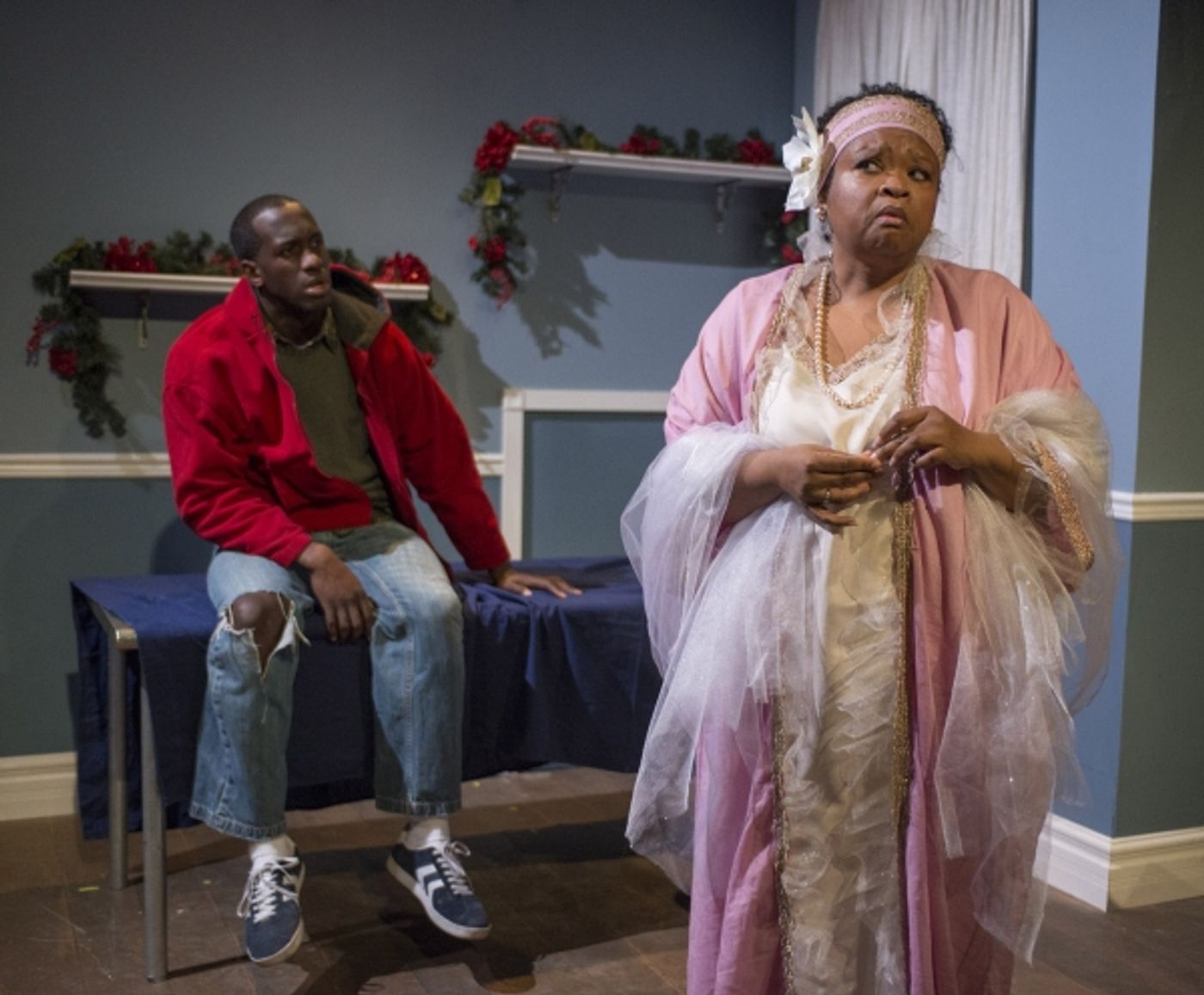 Photo Flash: New Production Shots from Step Up's HOLIDAZE Photo Flash: New Production Shots from Step Up's HOLIDAZE Image