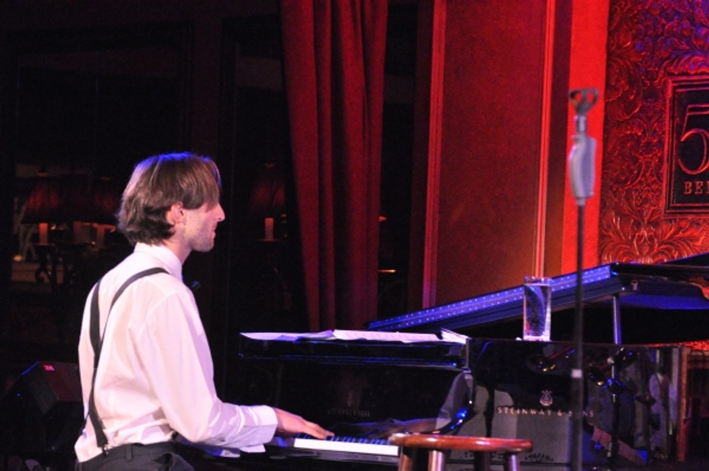 Photo Coverage: Euan Morton Makes 54 Below Debut!  Image