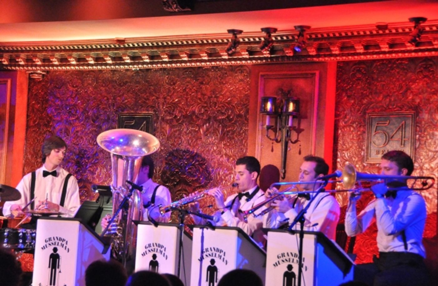 Photo Coverage: Euan Morton Makes 54 Below Debut!  Image