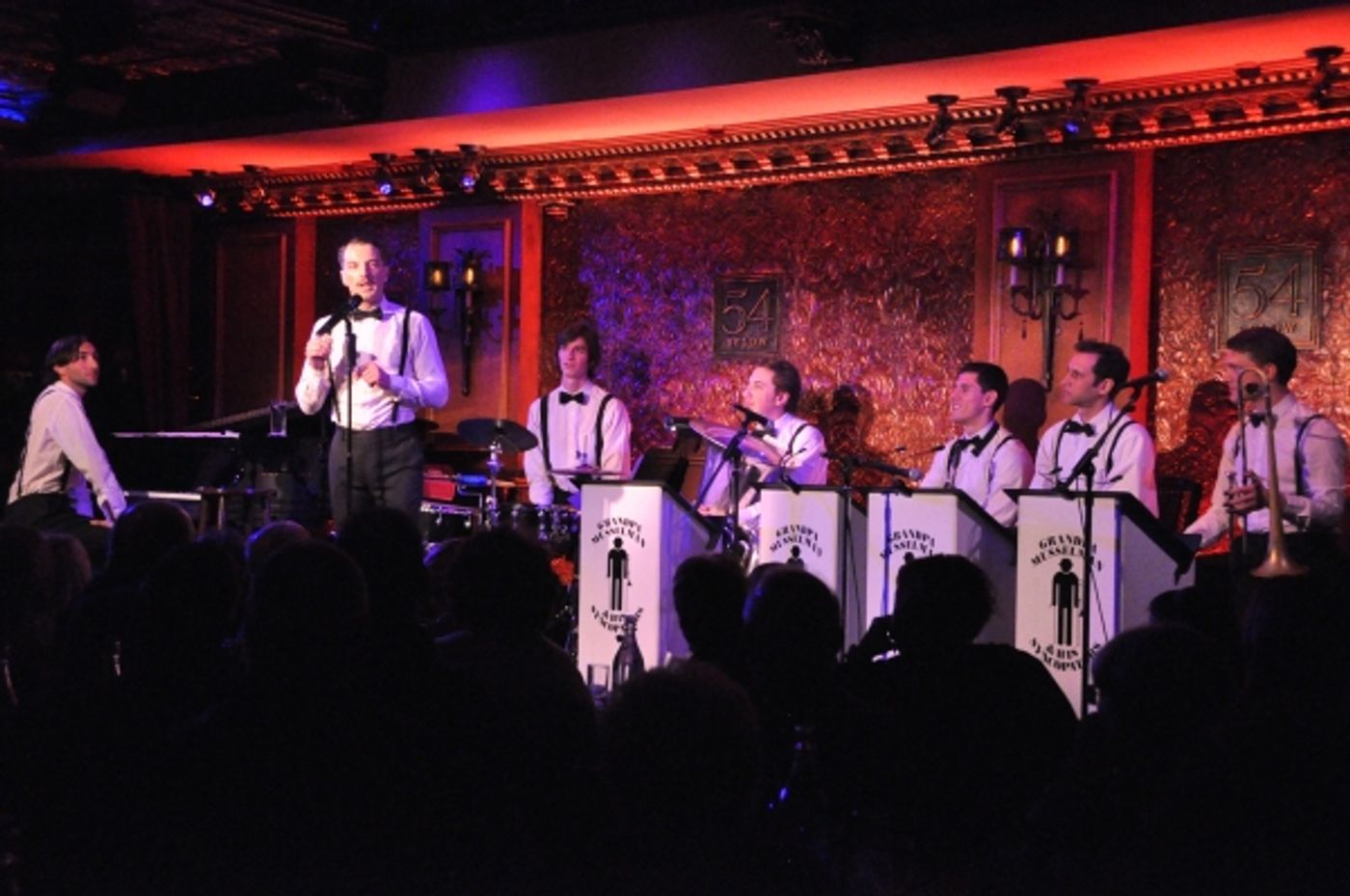 Photo Coverage: Euan Morton Makes 54 Below Debut!  Image