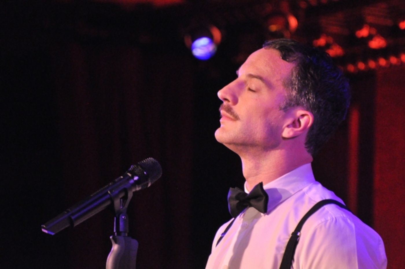 Photo Coverage: Euan Morton Makes 54 Below Debut!  Image