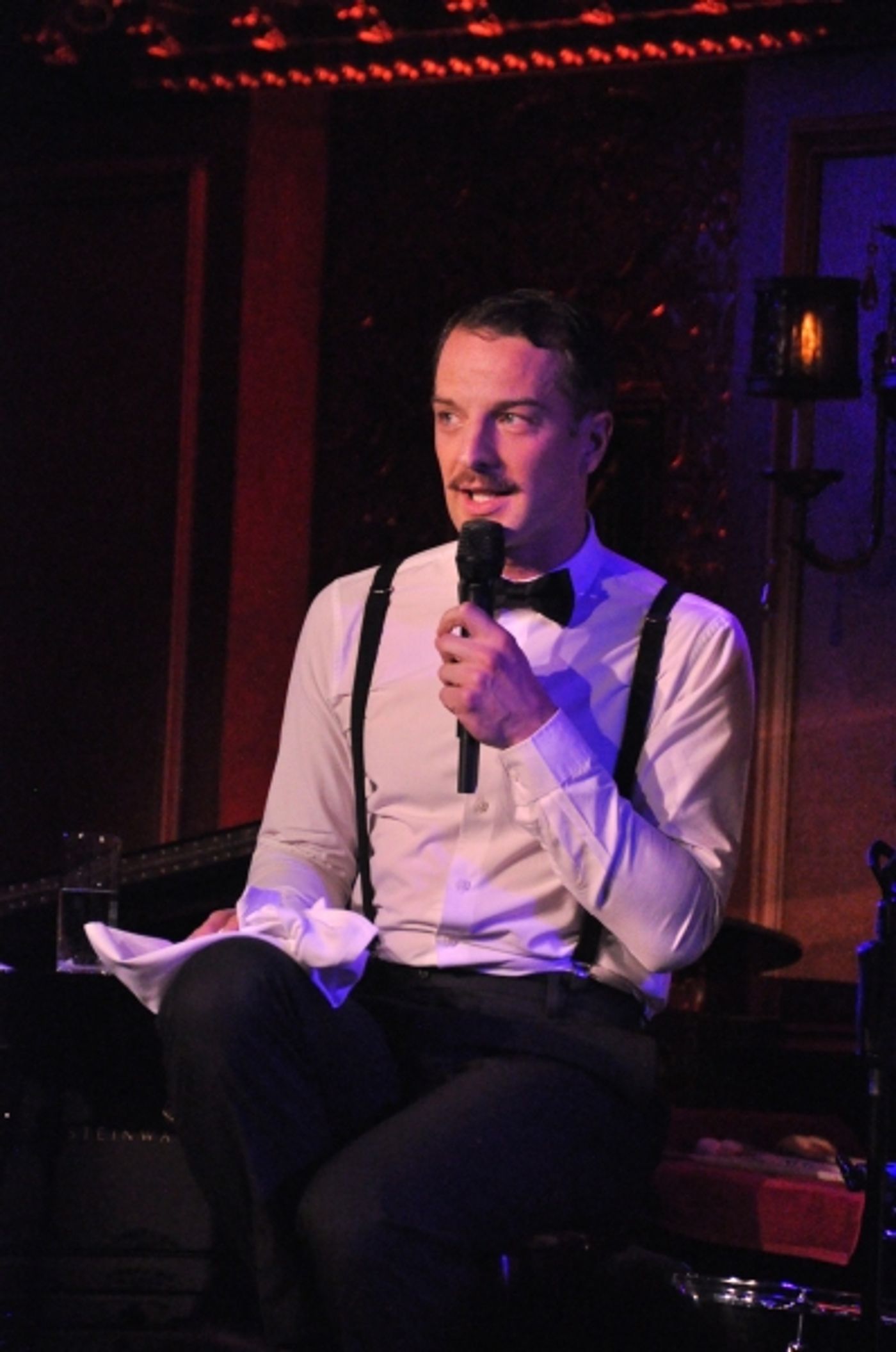Photo Coverage: Euan Morton Makes 54 Below Debut!  Image