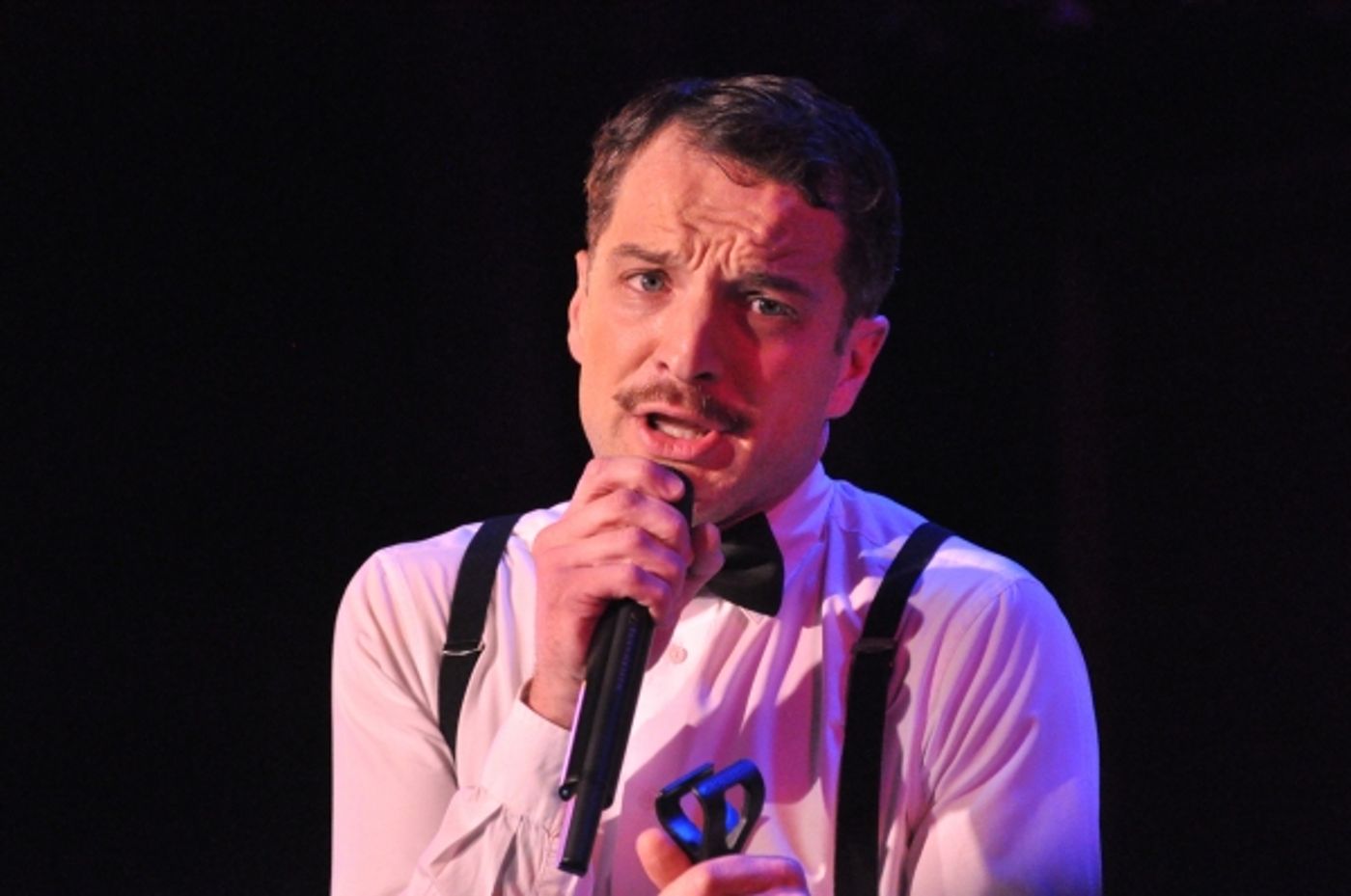 Photo Coverage: Euan Morton Makes 54 Below Debut!  Image