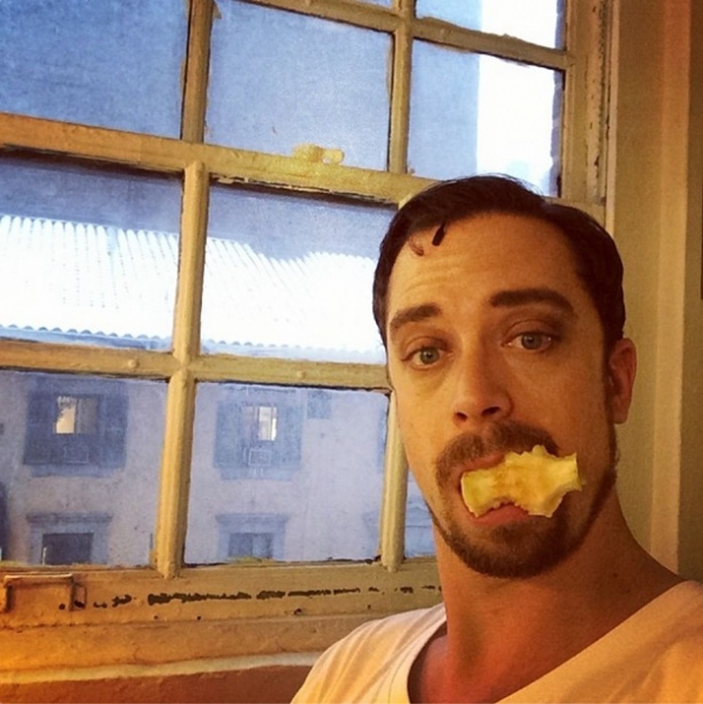 Photo Flash: Saturday Intermission Pics, Dec 14 - Men Alive Makes 'A Dwarf-us Line', BOOK OF MORMON's 'A Wreath of Franklin' and More!  Image