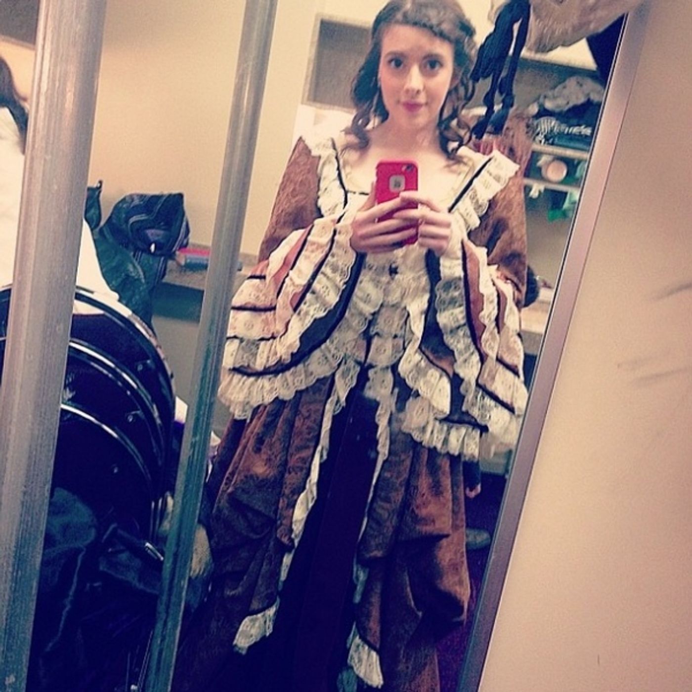 Photo Flash: Saturday Intermission Pics, Dec 14 - Men Alive Makes 'A Dwarf-us Line', BOOK OF MORMON's 'A Wreath of Franklin' and More!  Image