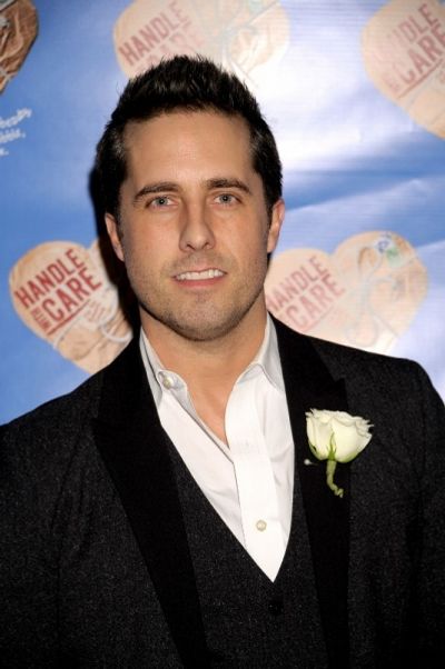 Jonathan Sale Photo