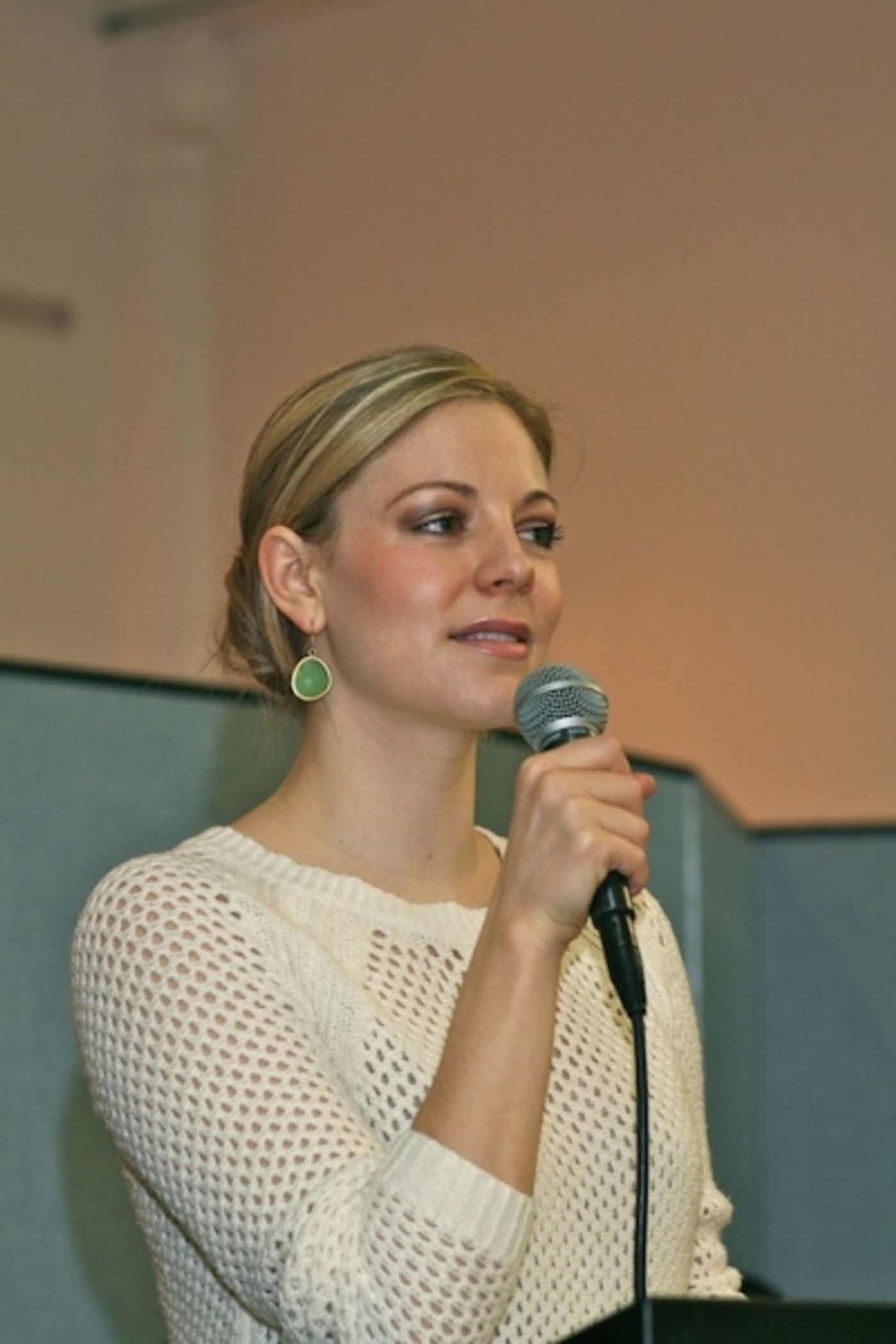 Photo Flash: BIG FISH Cast Bring Holiday Joy at SING FOR YOUR SENIORS Performance  Image