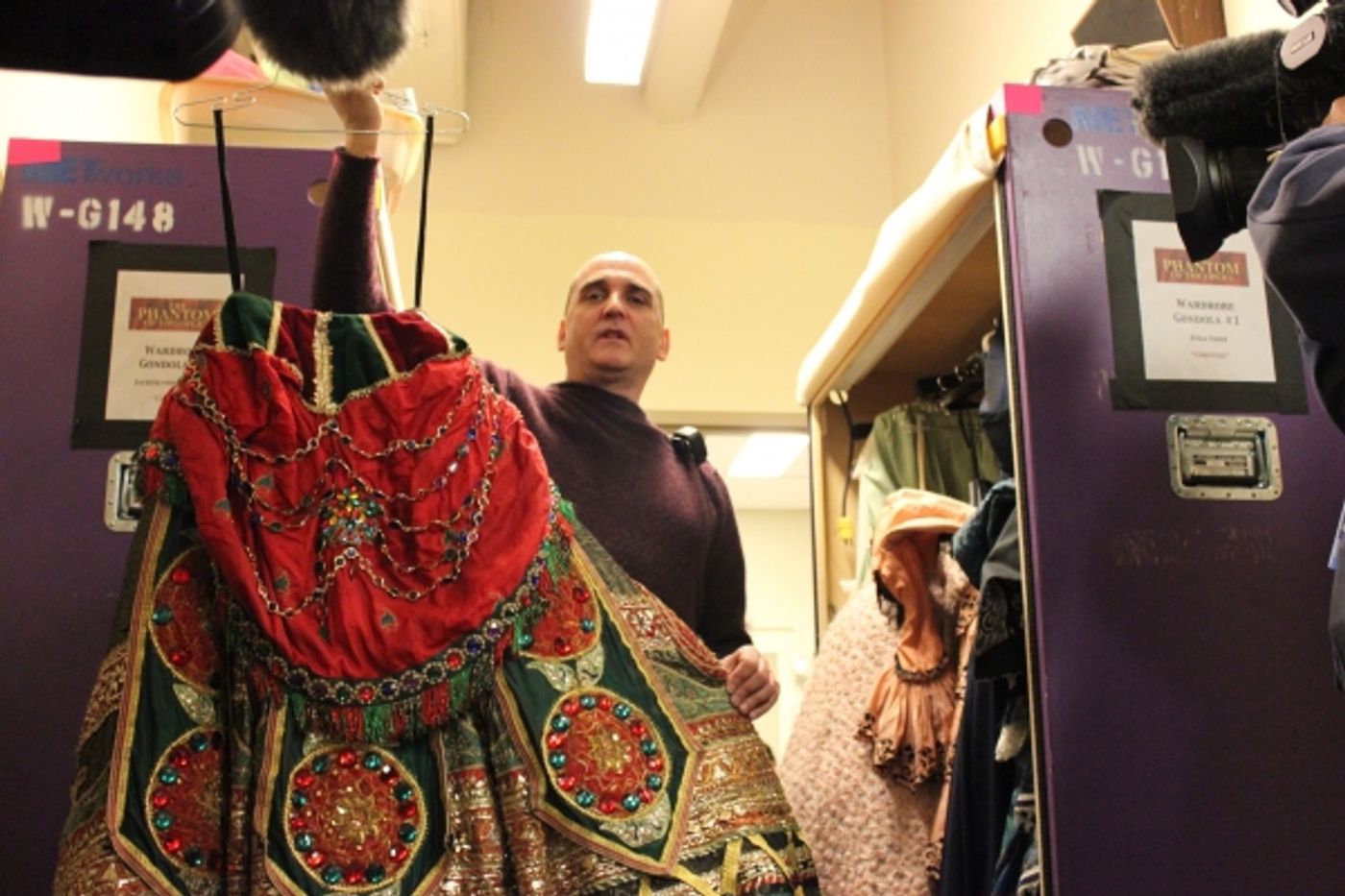 Photo Coverage: THE PHANTOM OF THE OPERA Sets Up for a Run in Minneapolis  Image