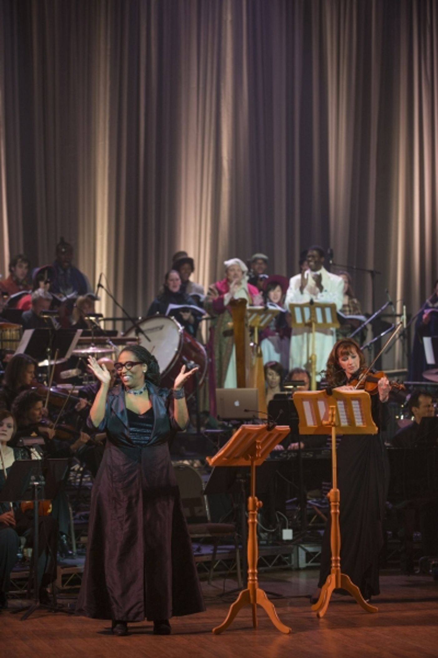 Photo Flash: First Look at Michael Lindner, E Faye Butler, Kyle Scatliffe and More in A CHRISTMAS CAROL: THE CONCERT Photo Flash: First Look at Michael Lindner, E Faye Butler, Kyle Scatliffe and More in A CHRISTMAS CAROL: THE CONCERT Image