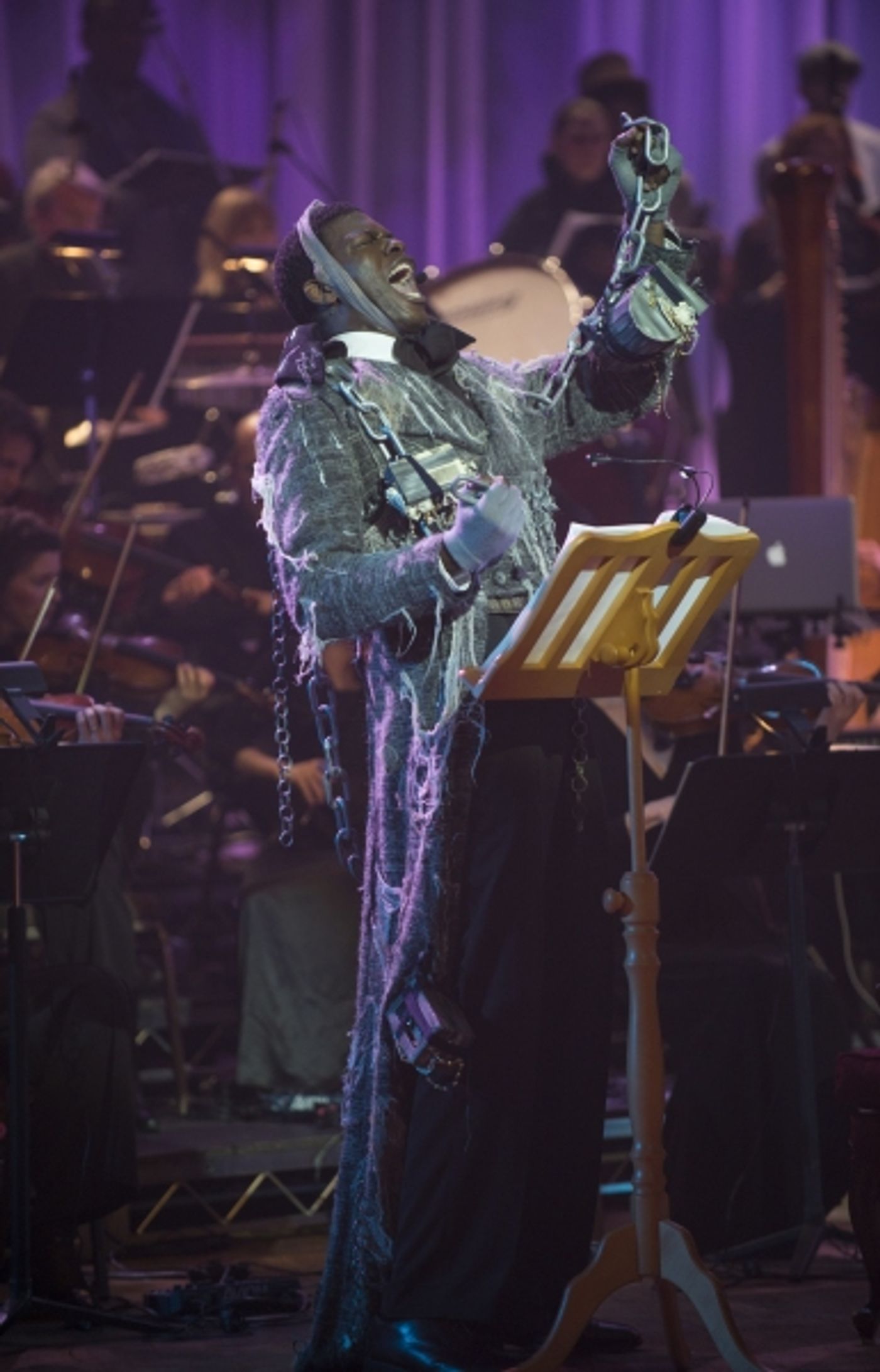 Photo Flash: First Look at Michael Lindner, E Faye Butler, Kyle Scatliffe and More in A CHRISTMAS CAROL: THE CONCERT Photo Flash: First Look at Michael Lindner, E Faye Butler, Kyle Scatliffe and More in A CHRISTMAS CAROL: THE CONCERT Image