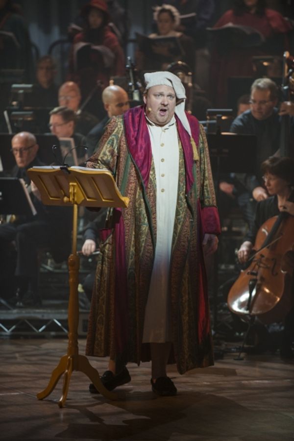 Michael Lindner as Scrooge Photo