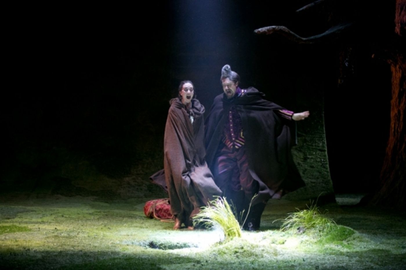 Photo Flash: First Look at Jordan Dean, Christina Bennett Lind, Christopher Sieber and More in A.R.T.'s THE HEART OF ROBIN HOOD  Image