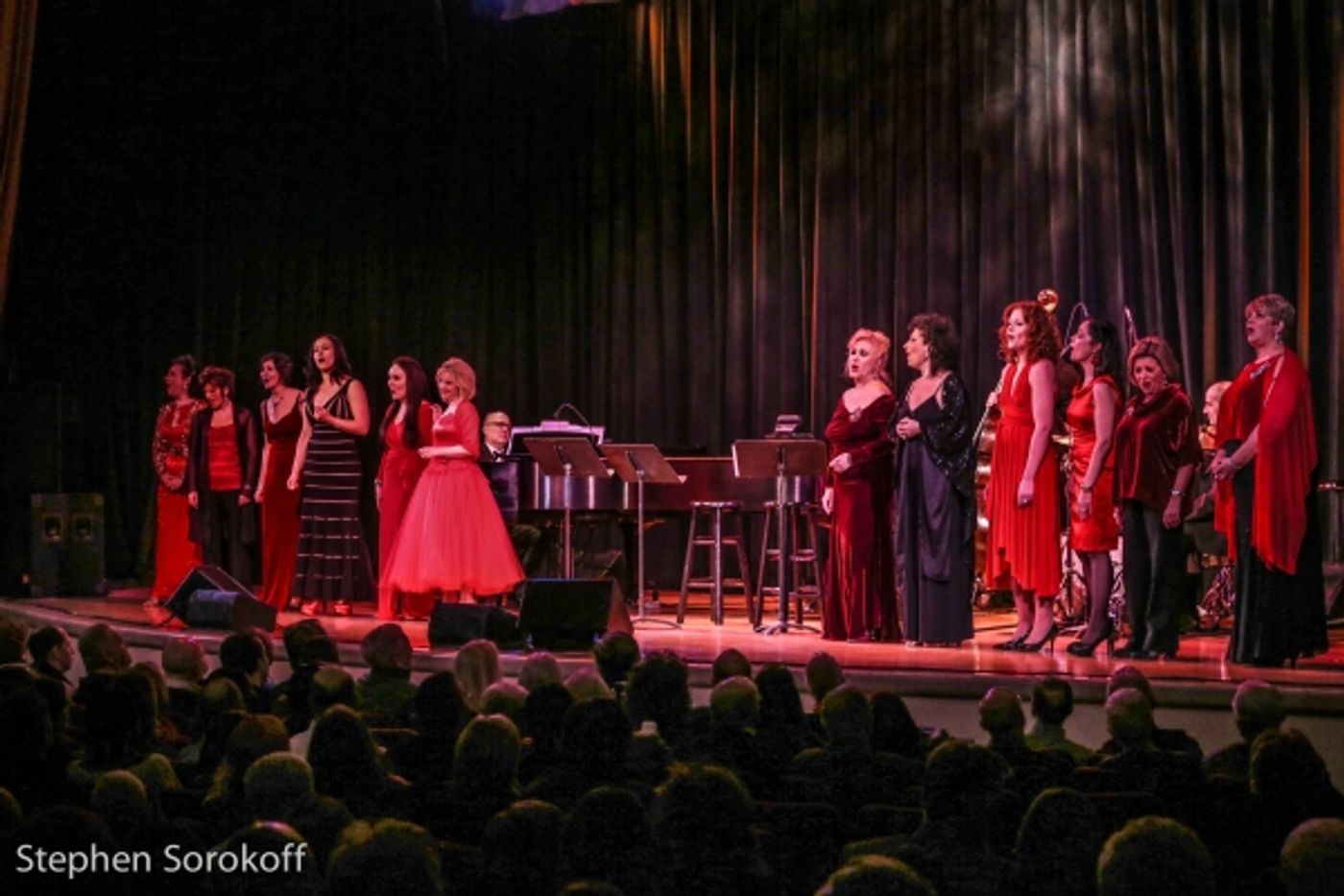 Photo Coverage: Leslie Uggams, Marilyn Maye & Christine Andreas Perform in HOLIDAY BELLES  Image