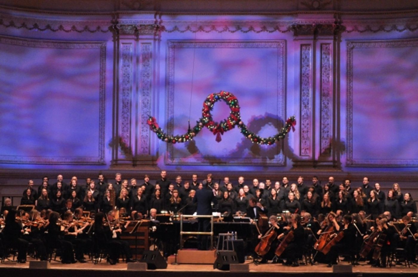 Photo Coverage: Go UNDER THE MISTLETOE with Ashley Brown & the NY Pops  Image