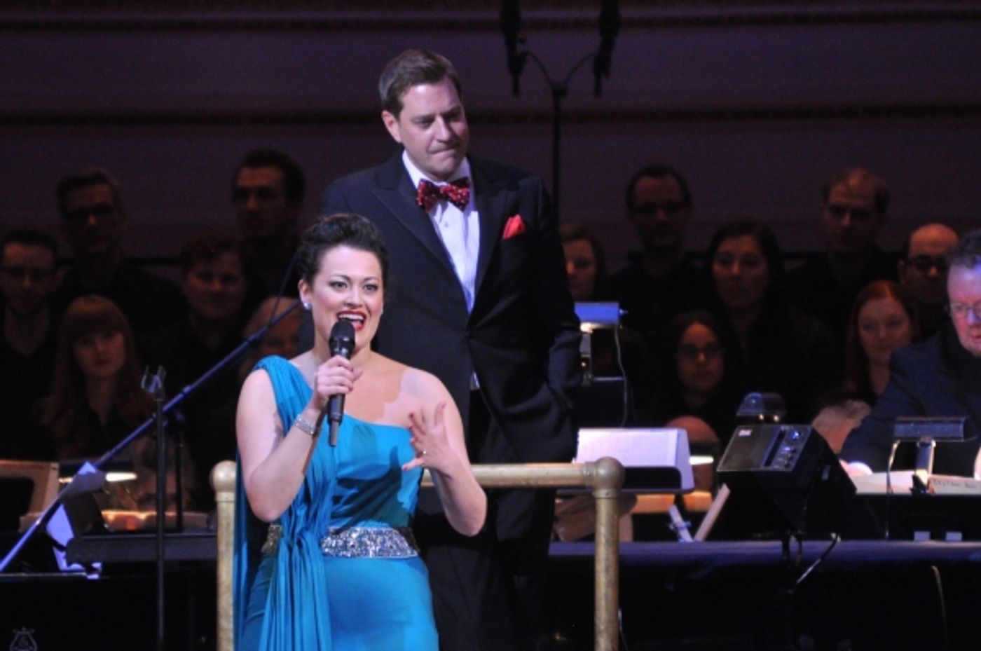 Photo Coverage: Go UNDER THE MISTLETOE with Ashley Brown & the NY Pops  Image