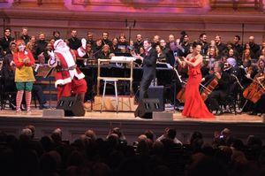 Steven Reineke, Ashley Brown and Santa Claus @ BroadwayWorld Steven Reineke, Ashley Brown and Santa Claus Photo