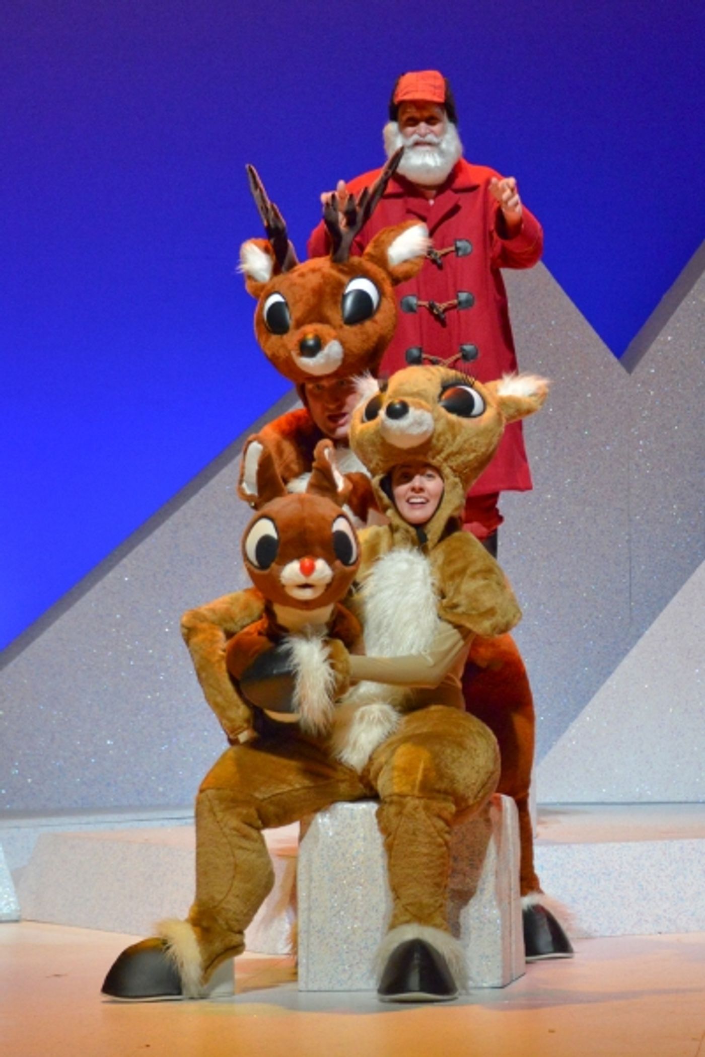 Photo Flash: First Look at RUDOLPH THE RED-NOSED REINDEER, Now Playing at Majestic Theatre Through 12/29  Image