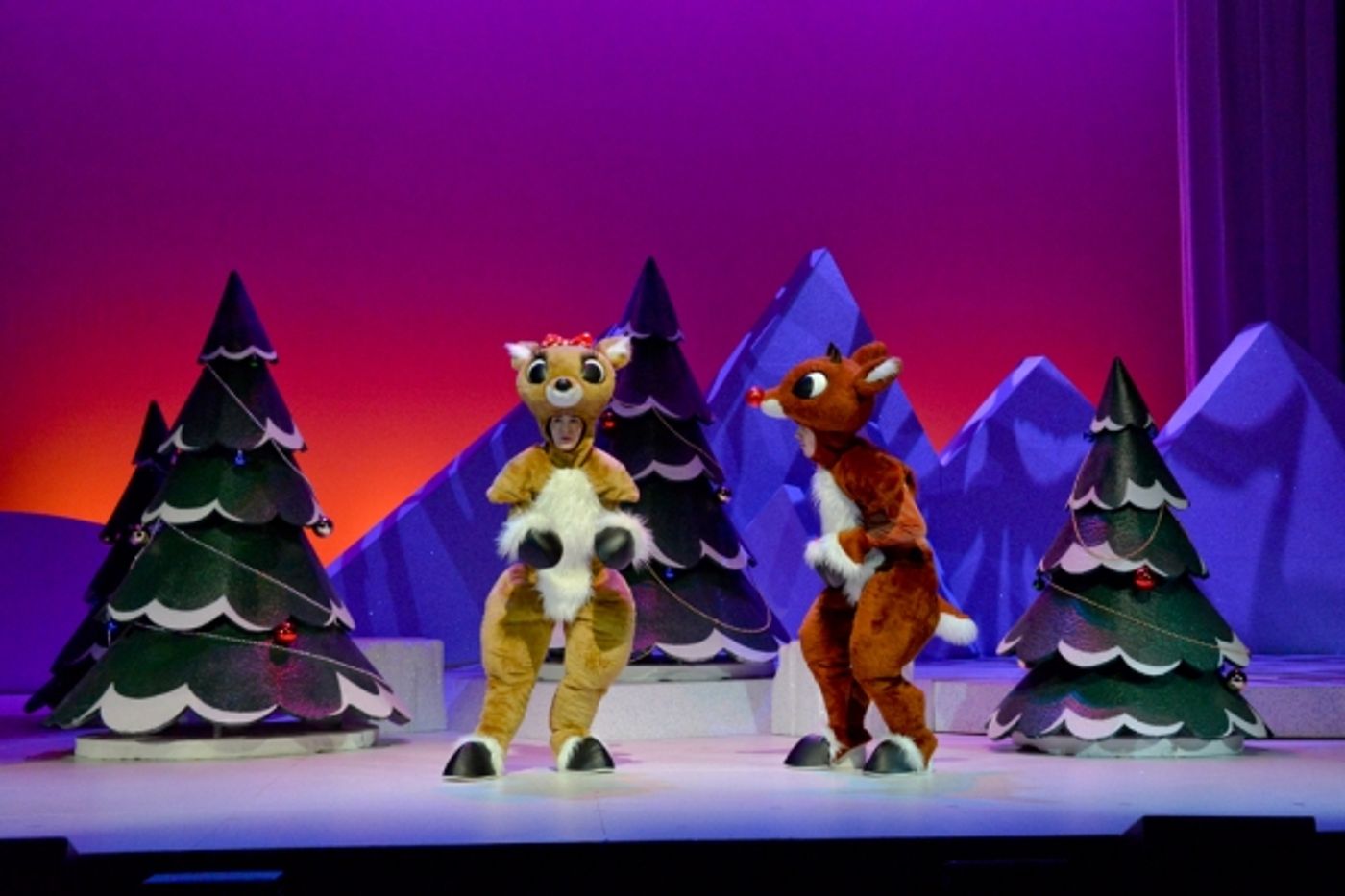 Photo Flash: First Look at RUDOLPH THE RED-NOSED REINDEER, Now Playing at Majestic Theatre Through 12/29  Image