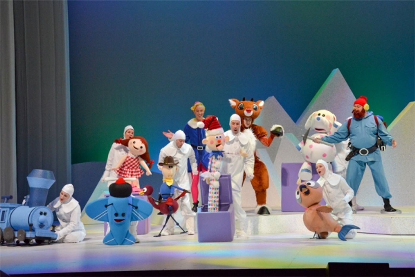 Photo Flash: First Look at RUDOLPH THE RED-NOSED REINDEER, Now Playing at Majestic Theatre Through 12/29  Image
