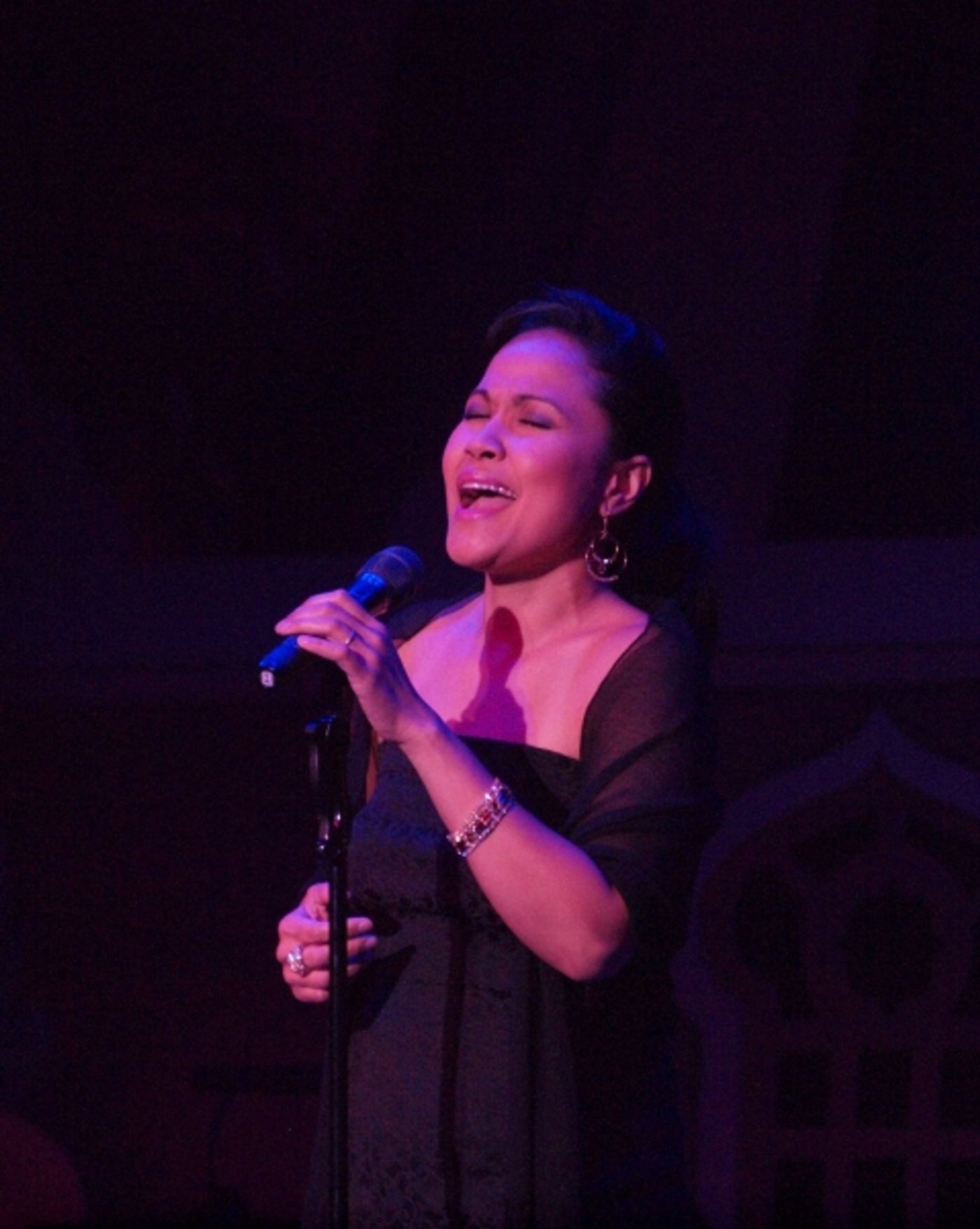 Photo Flash: Lea Thompson, Loretta Devine, Sam Harris and More Sing for Philippines Relief at Pasadena Playhouse  Image
