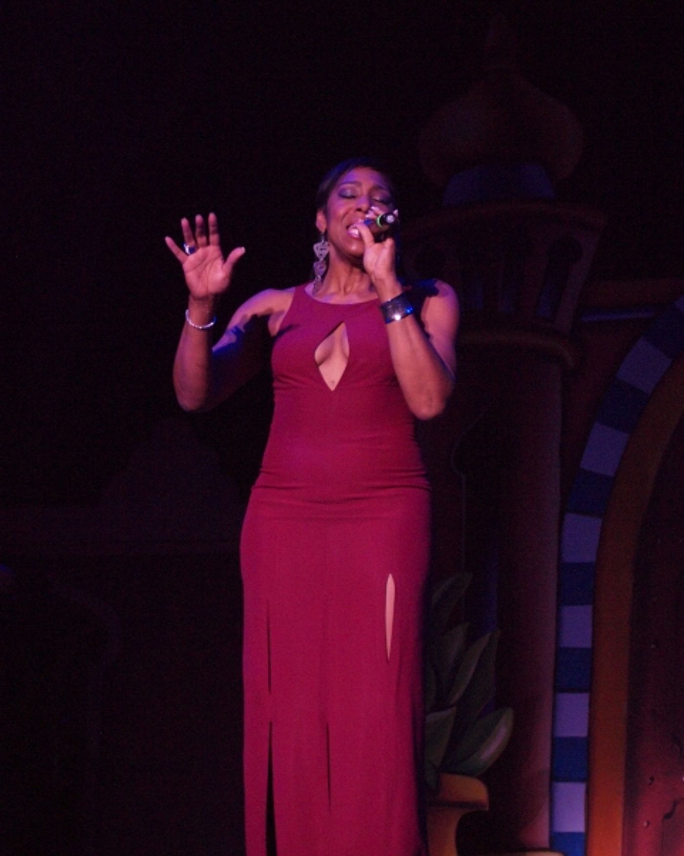 Photo Flash: Lea Thompson, Loretta Devine, Sam Harris and More Sing for Philippines Relief at Pasadena Playhouse  Image