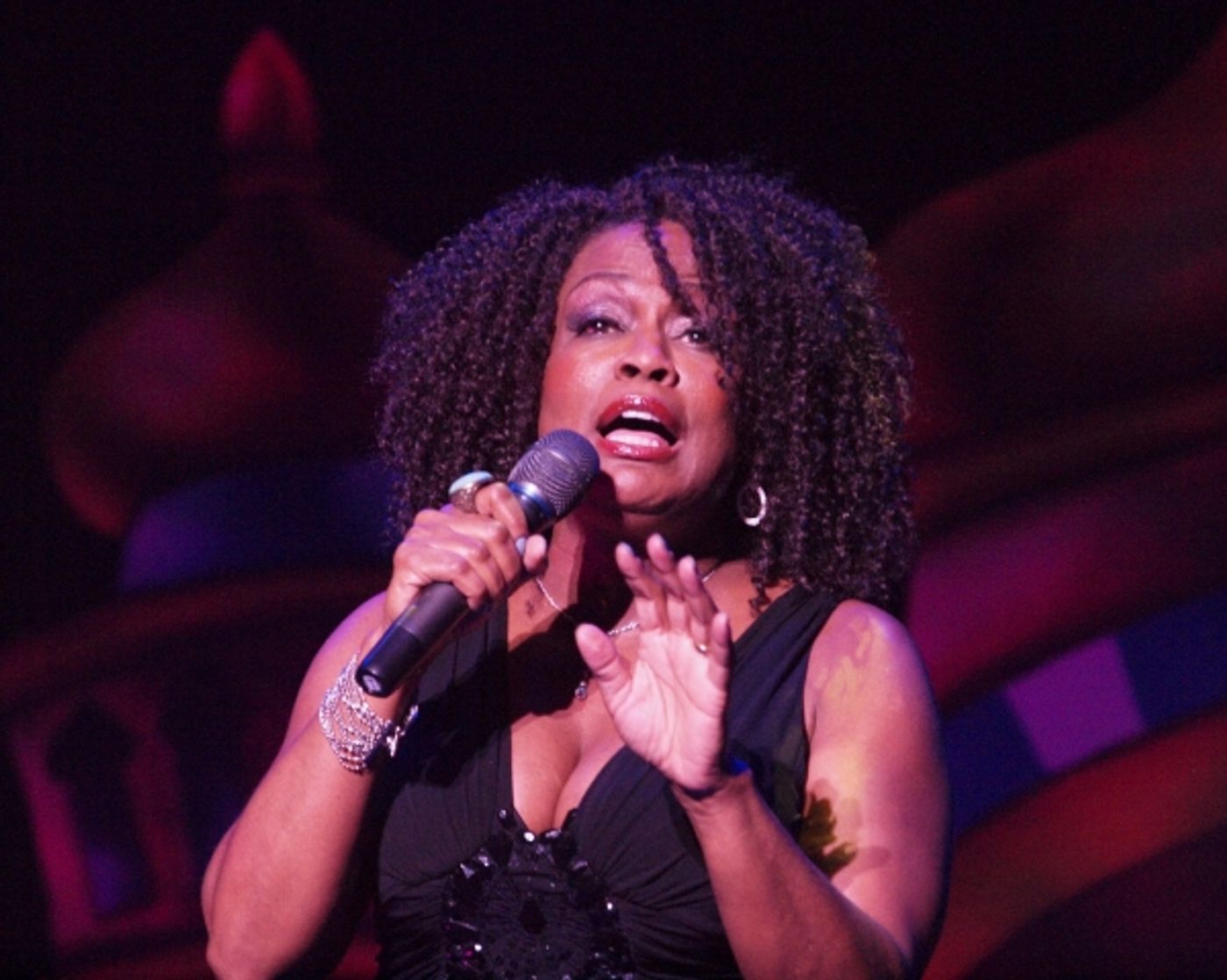 Photo Flash: Lea Thompson, Loretta Devine, Sam Harris and More Sing for Philippines Relief at Pasadena Playhouse  Image