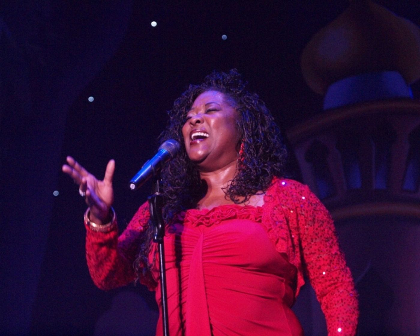 Photo Flash: Lea Thompson, Loretta Devine, Sam Harris and More Sing for Philippines Relief at Pasadena Playhouse  Image