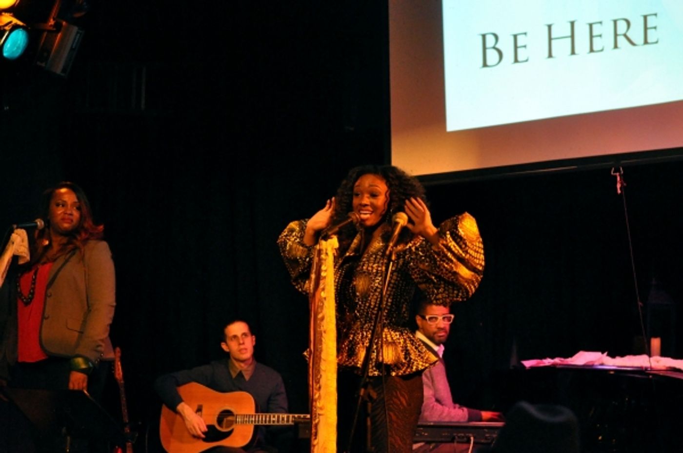 Photo Flash: MOTOWN's Saycon Sengbloh Performs at Drom  Image