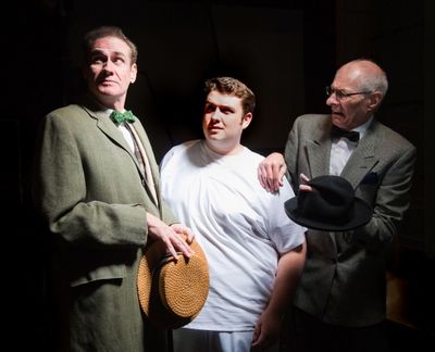 Elwood P. Dowd (Roy Hammond), Duane Wilson (Colin Holmes), Dr. Chumley (Denis Latkows Photo