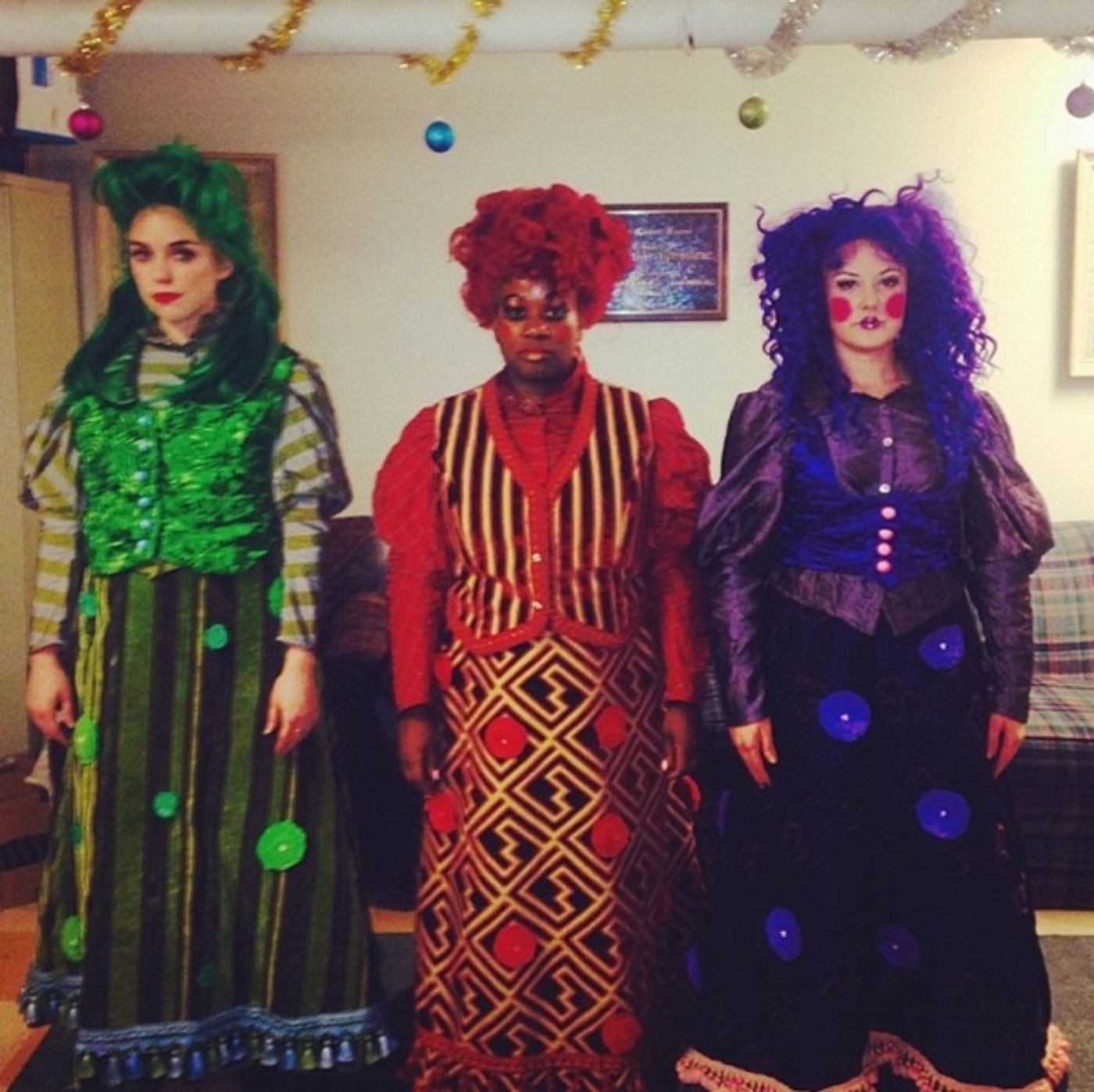 Photo Flash: Saturday Intermission Pics - Dec. 28 - Part 2 - CINDERELLA's Laura Osnes Brings FROZEN to Broadway; Plus WHITE CHRISTMAS & 'PHANTOM' Tours!  Image