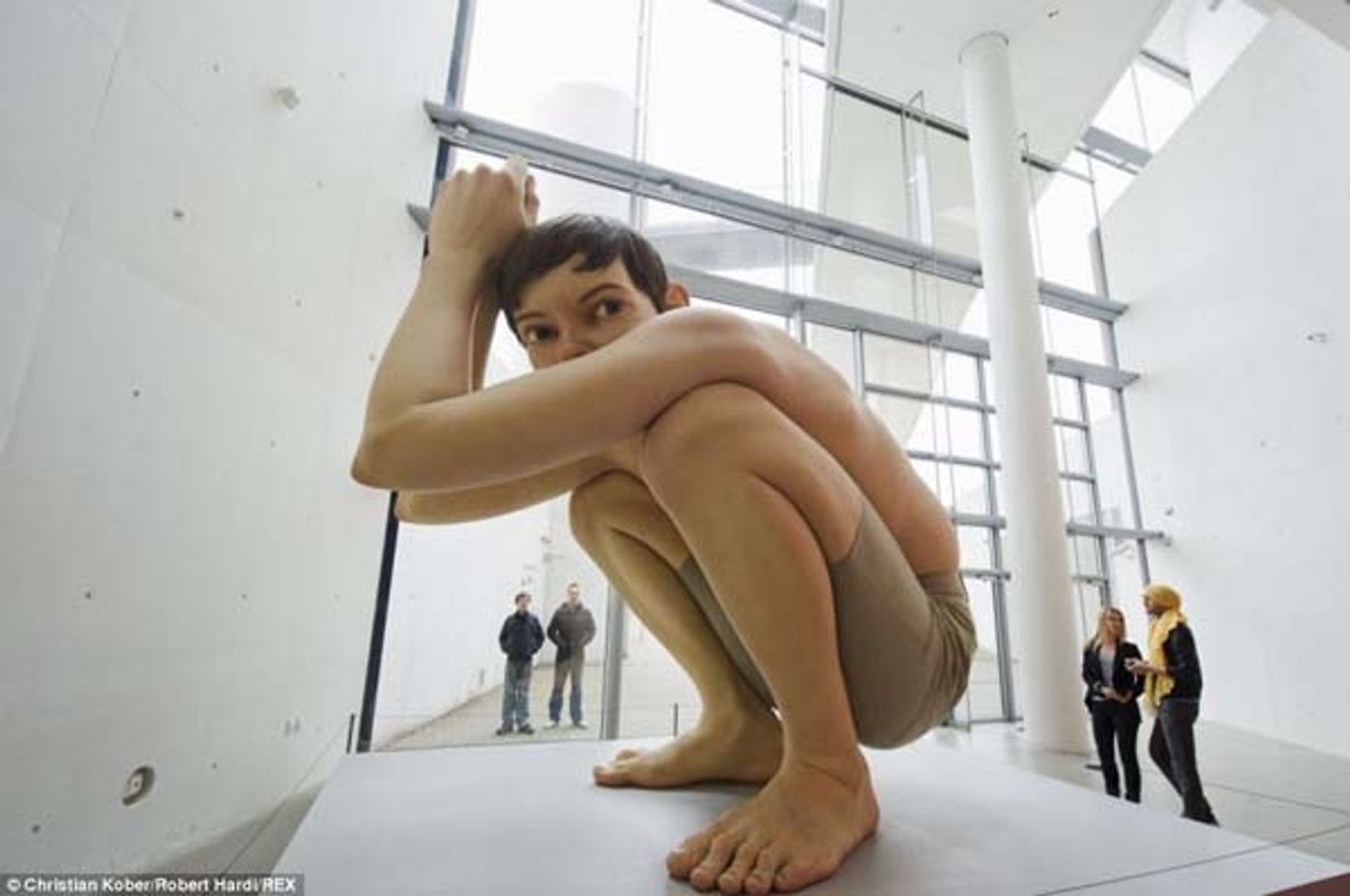 Photo Flash: Ron Mueck - Is it Real, or is it Art?  Image