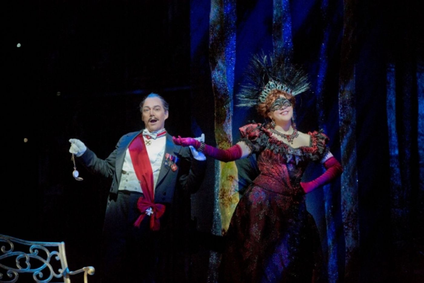 Photo Flash: First Look at Danny Burstein and Betsy Wolfe and More in The Met's DIE FLEDERMAUS  Image