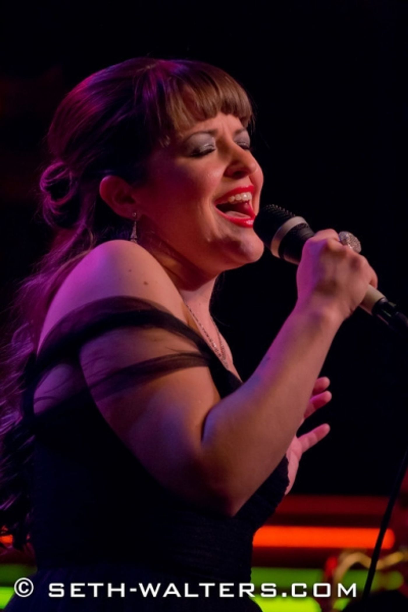 Photo Flash: Jenna Esposito & Jim Van Slyke Perform Music of Connie Francis and Neil Sedaka at Birdland  Image