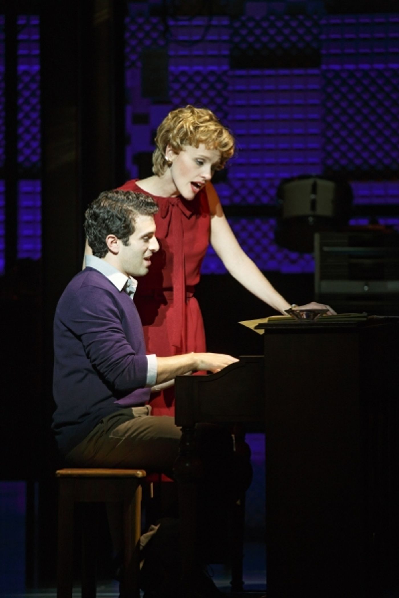 Photo Flash: New Production Photos for Broadway's BEAUTIFUL with Jessie Mueller, Jake Epstein & More  Image