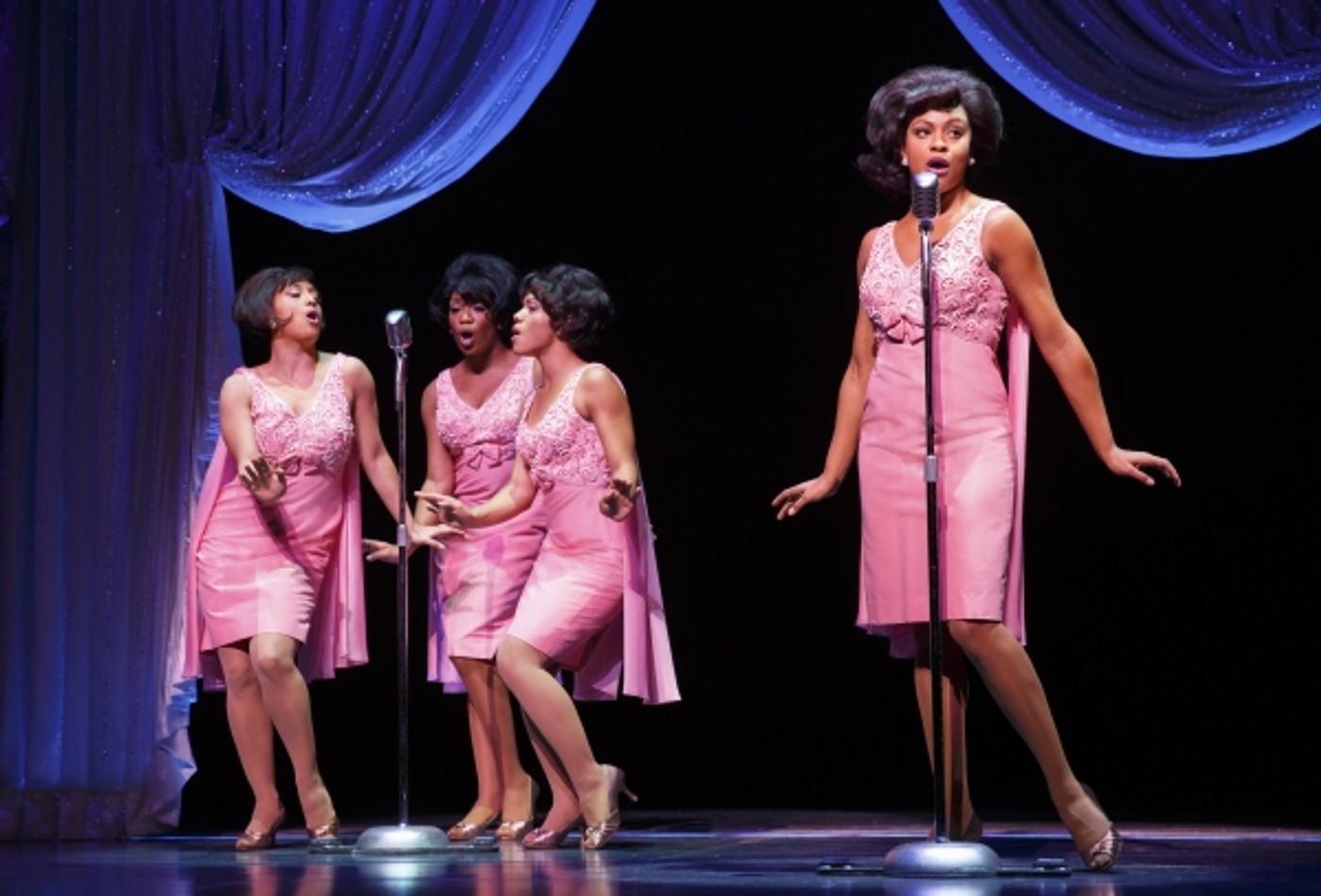 Photo Flash: New Production Photos for Broadway's BEAUTIFUL with Jessie Mueller, Jake Epstein & More  Image