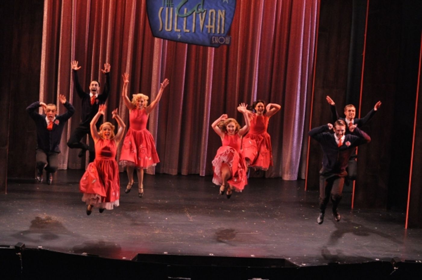 Photo Coverage: First Look at Engeman Theater's WHITE CHRISTMAS  Image