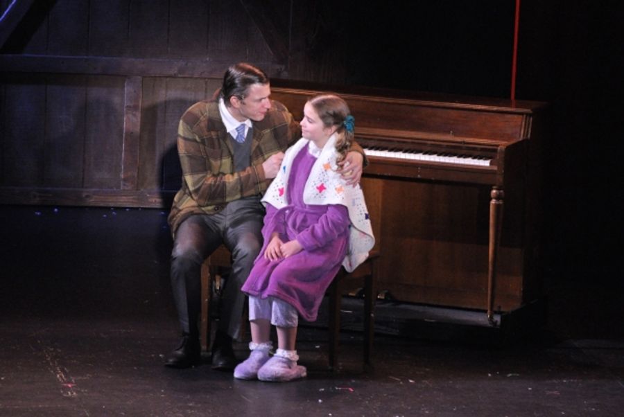 Photo Coverage: First Look at Engeman Theater's WHITE CHRISTMAS  Image