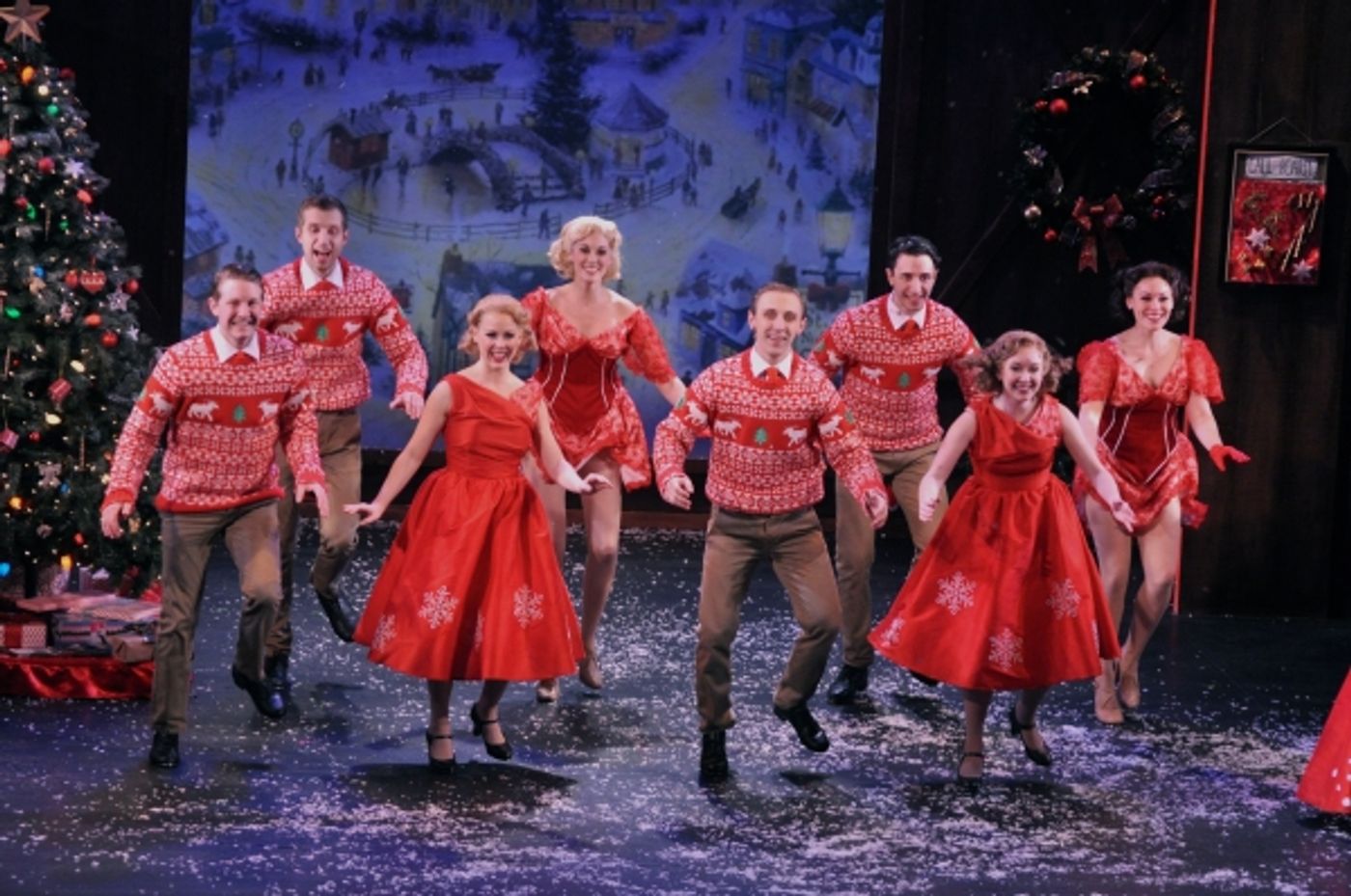Photo Coverage: First Look at Engeman Theater's WHITE CHRISTMAS  Image