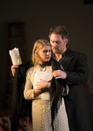 Chris Kipiniak and Andrea Syglowski @ BroadwayWorld Chris Kipiniak and Andrea Syglowski Photo