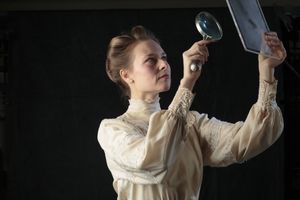 Elena Wright @ BroadwayWorld Elena Wright Photo