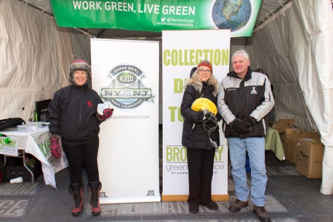 Photo Coverage: Broadway Unites in Duffy Square for Green Alliance Recycling Event!  Image