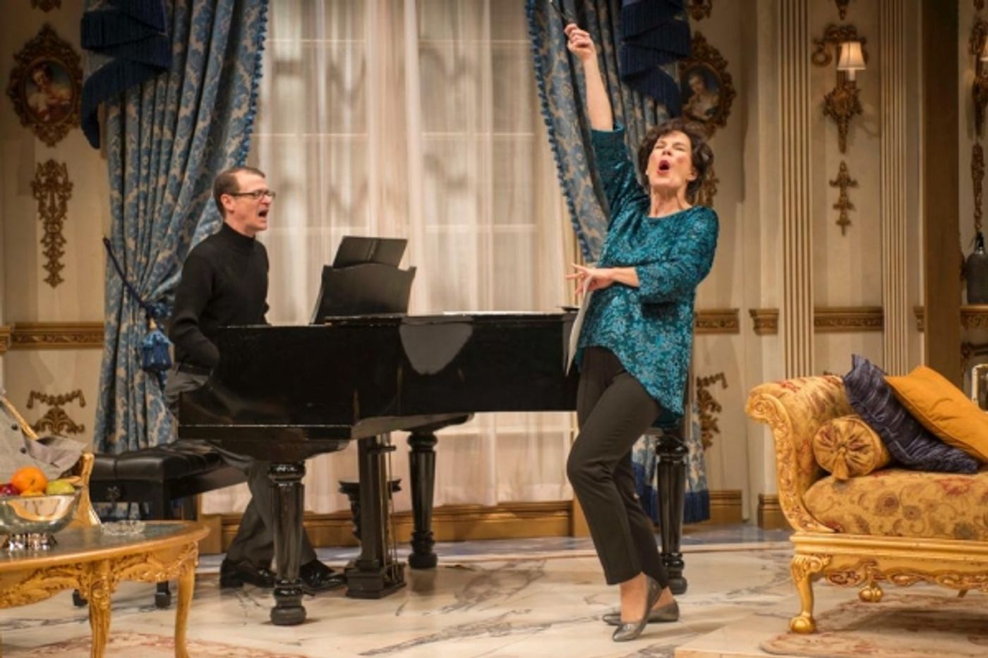 Photo Flash: First Look at Hollis Resnik in Milwaukee Rep's END OF THE RAINBOW  Image