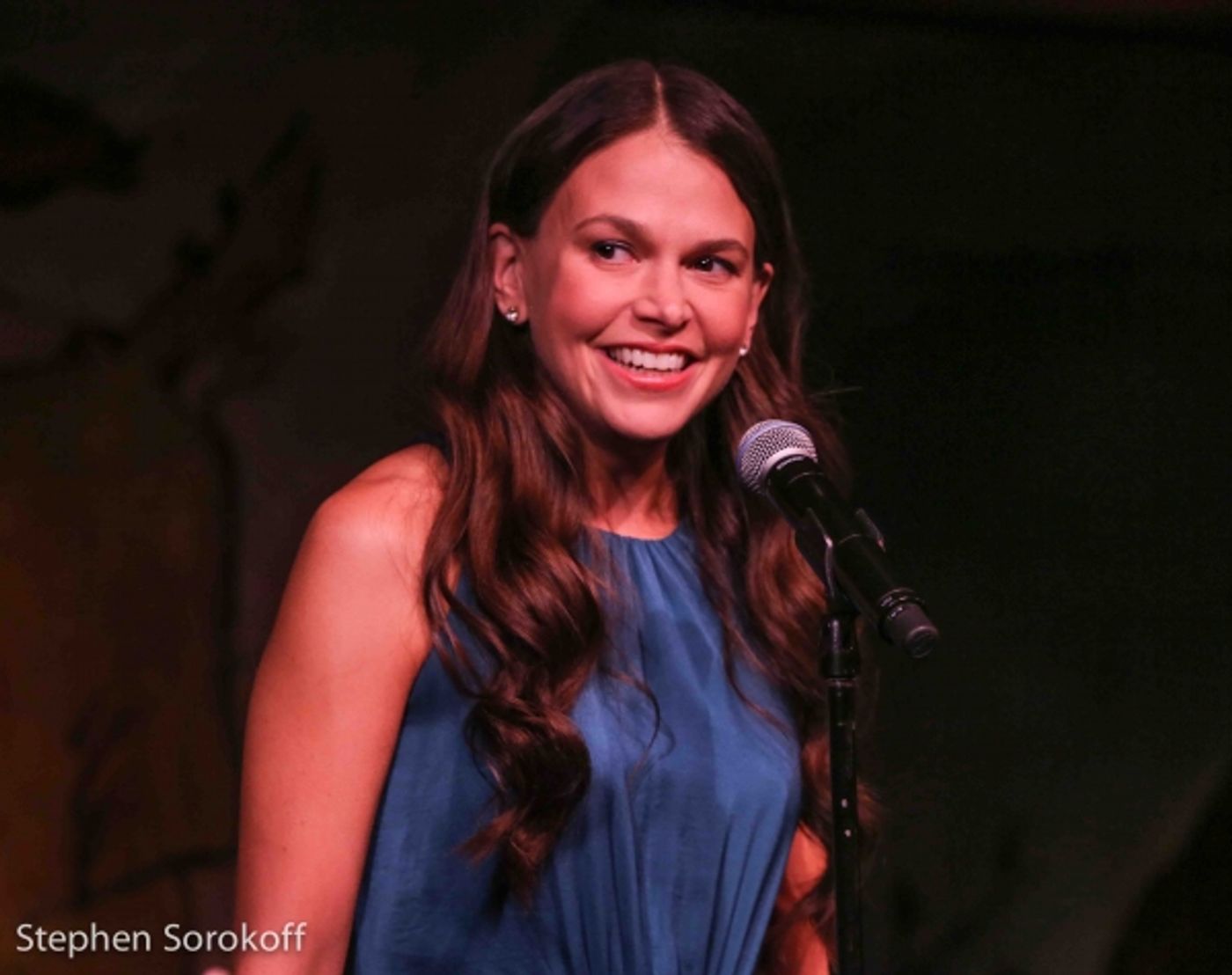 Photo Coverage: Broadway-Bound Sutton Foster Returns to the Cafe Carlyle!  Image