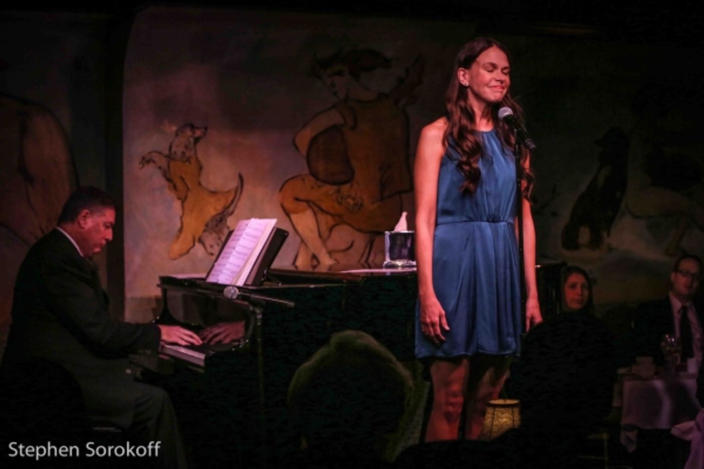 Photo Coverage: Broadway-Bound Sutton Foster Returns to the Cafe Carlyle!  Image