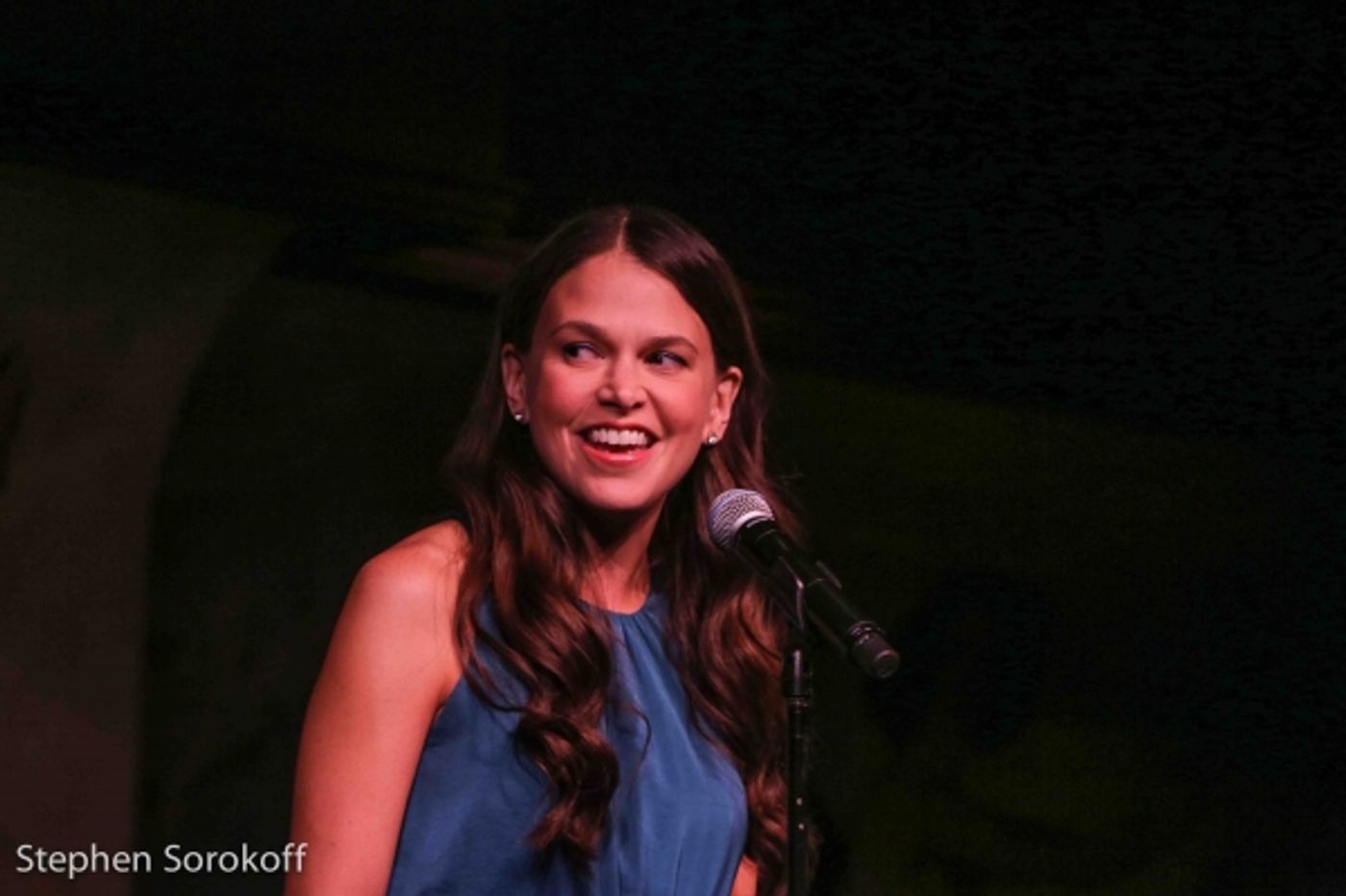 Photo Coverage: Broadway-Bound Sutton Foster Returns to the Cafe Carlyle!  Image